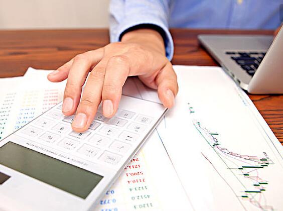 廣告設計企業(yè)稅收優(yōu)惠附加稅退稅的會計分錄解析